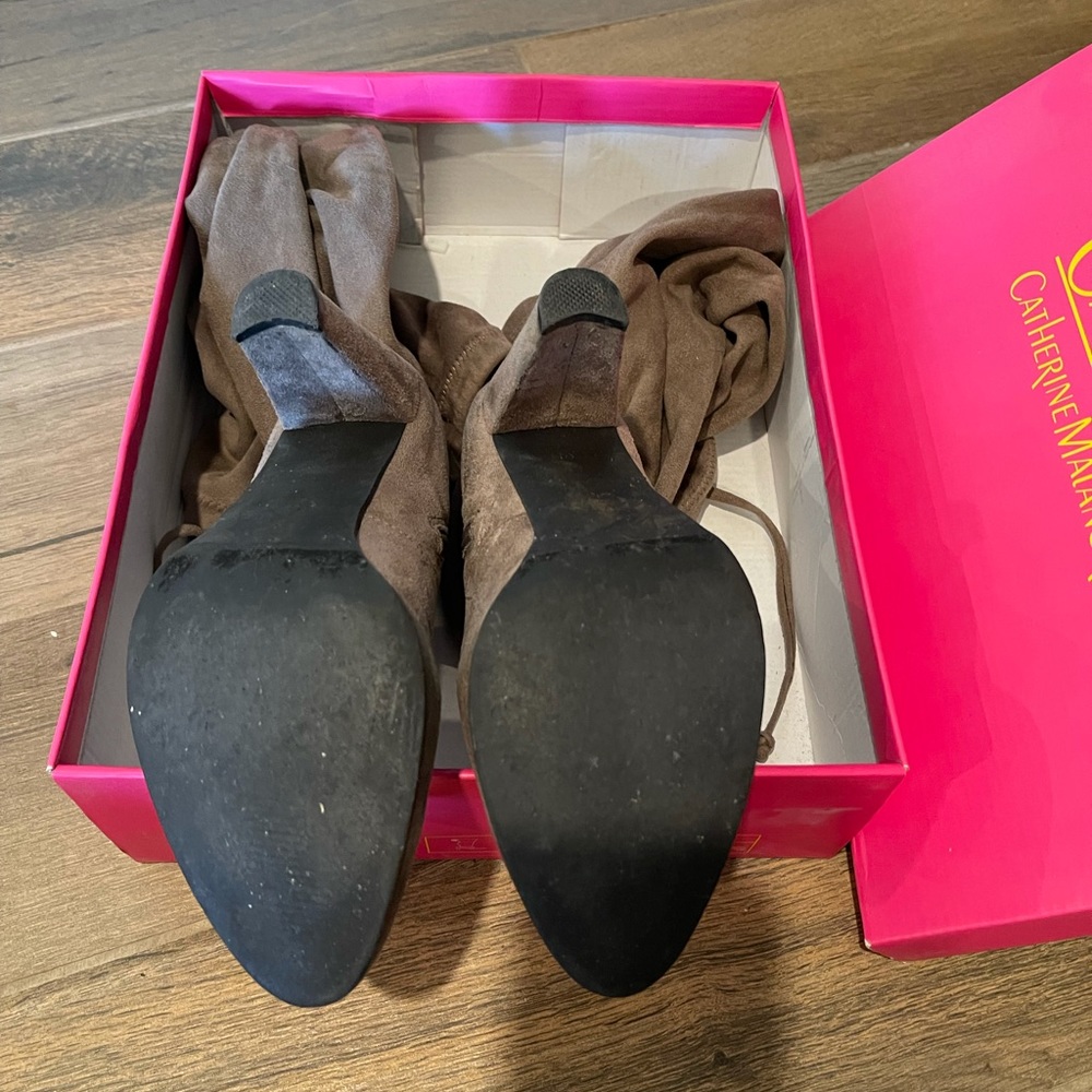 Catherine Malandrino Sorcha boot in Taupe - Picture 6 of 10